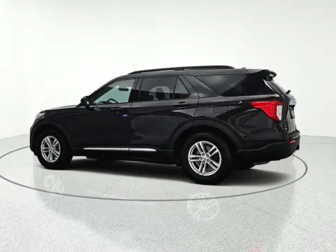 More photos of 2020 Ford Explorer XLT at CarWise Gurnee, IL