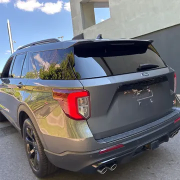 Photos of 2022 Ford Explorer ST for sale in Gurnee, IL at CarWise Gurnee