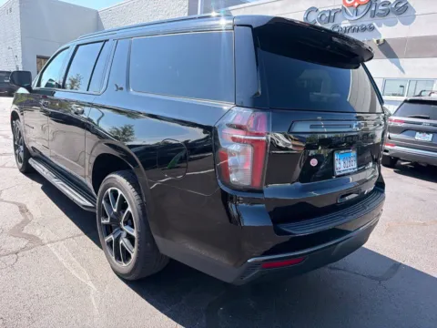 Black 2021 Chevrolet Suburban RST for sale in Gurnee, IL
