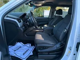 Another view of 2018 GMC Yukon SLE for sale in Gurnee, IL at CarWise Gurnee