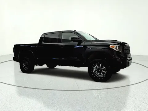 Photos of 2018 Toyota Tundra SR5 for sale in Gurnee, IL at CarWise Gurnee