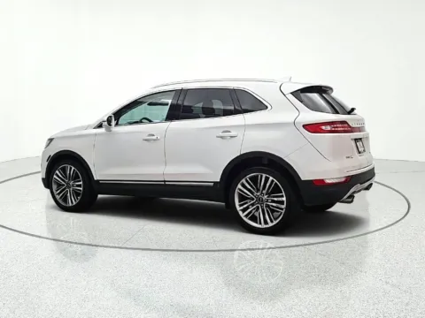 More photos of 2017 Lincoln MKC Reserve at CarWise Gurnee, IL