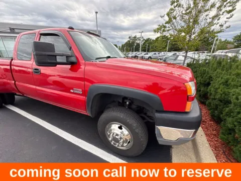 Red 2004 Chevrolet Silverado 3500 for sale in Gurnee, IL