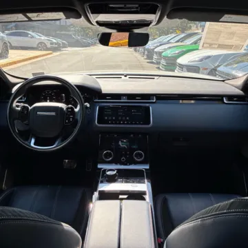Another view of 2019 Land Rover Range Rover Velar SE R-Dynamic for sale in Gurnee, IL at CarWise Gurnee