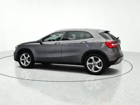 More photos of 2019 Mercedes-Benz GLA 250 at CarWise Gurnee, IL