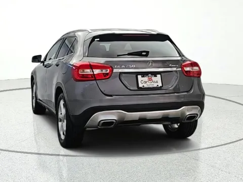 More photos of 2019 Mercedes-Benz GLA 250 at CarWise Gurnee, IL