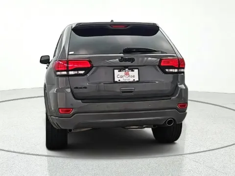 More photos of 2020 Jeep Grand Cherokee Altitude at CarWise Gurnee, IL
