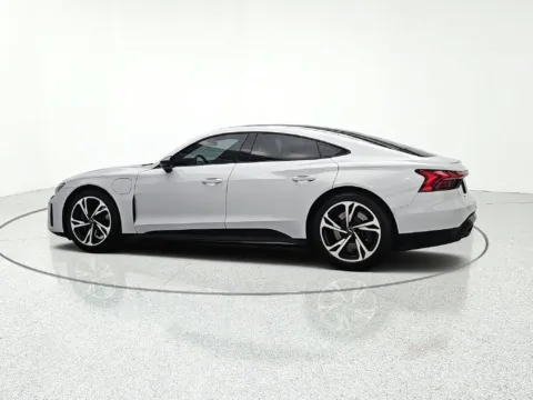 More photos of 2023 Audi e-tron GT Premium Plus at CarWise Gurnee, IL