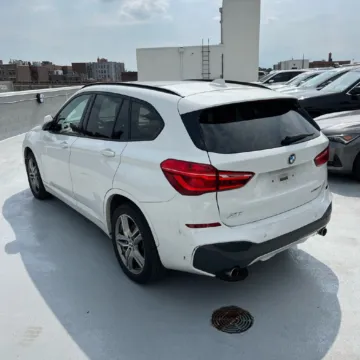 Photos of 2018 BMW X1 xDrive28i for sale in Gurnee, IL at CarWise Gurnee