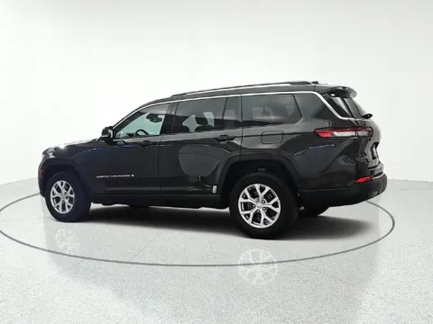 More photos of 2022 Jeep Grand Cherokee L Limited at CarWise Gurnee, IL