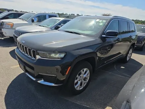 Photos of 2022 Jeep Grand Cherokee L Limited for sale in Gurnee, IL at CarWise Gurnee