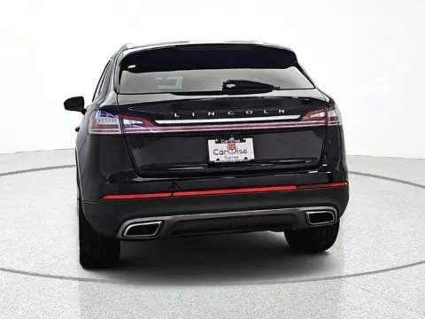 More photos of 2022 Lincoln Nautilus Reserve at CarWise Gurnee, IL