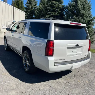 Photos of 2019 Chevrolet Suburban Premier for sale in Gurnee, IL at CarWise Gurnee