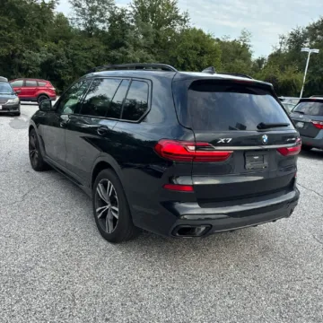 Photos of 2021 BMW X7 xDrive40i for sale in Gurnee, IL at CarWise Gurnee