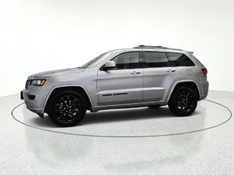 Another view of 2018 Jeep Grand Cherokee Altitude for sale in Gurnee, IL at CarWise Gurnee