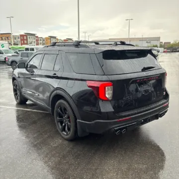 Photos of 2020 Ford Explorer ST for sale in Gurnee, IL at CarWise Gurnee