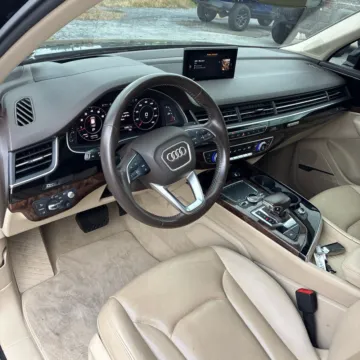 Another view of 2019 Audi Q7 55 Prestige for sale in Gurnee, IL at CarWise Gurnee