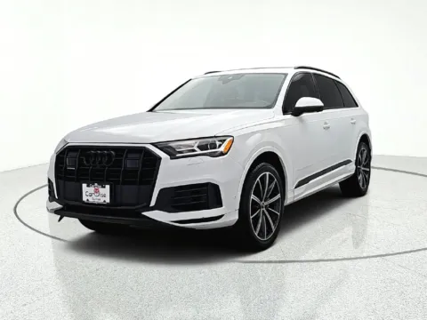 Photos of 2021 Audi Q7 55 Premium Plus for sale in Gurnee, IL at CarWise Gurnee