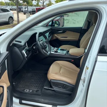 Another view of 2021 Audi Q7 55 Premium Plus for sale in Gurnee, IL at CarWise Gurnee