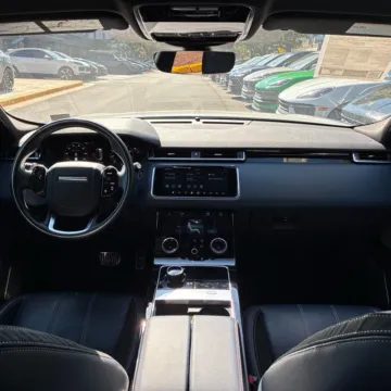 Another view of 2019 Land Rover Range Rover Velar SE R-Dynamic for sale in Gurnee, IL at CarWise Gurnee