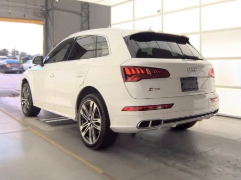 Photos of 2018 Audi SQ5 3.0T Premium Plus for sale in Gurnee, IL at CarWise Gurnee
