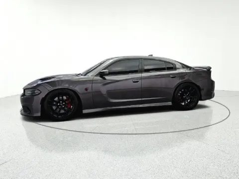 More photos of 2019 Dodge Charger SRT Hellcat at CarWise Gurnee, IL