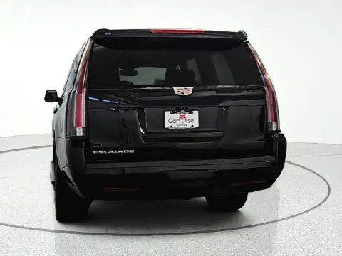 More photos of 2019 Cadillac Escalade ESV Platinum Edition at CarWise Gurnee, IL