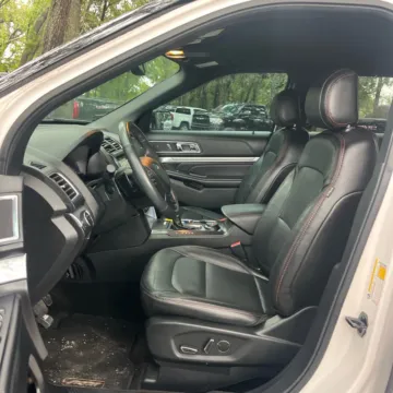 More photos of 2017 Ford Explorer Sport at CarWise Gurnee, IL