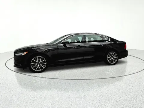 Another view of 2018 Volvo S90 T5 Momentum for sale in Gurnee, IL at CarWise Gurnee