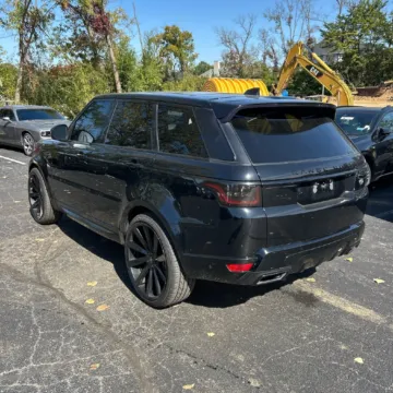 Photos of 2018 Land Rover Range Rover Sport HSE for sale in Gurnee, IL at CarWise Gurnee