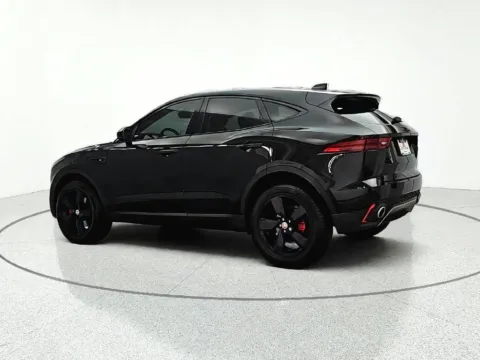 More photos of 2020 Jaguar E-PACE SE at CarWise Gurnee, IL