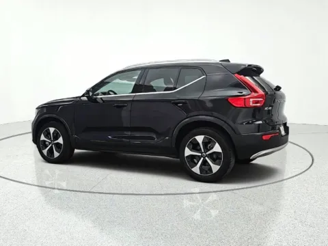 More photos of 2024 Volvo XC40 B5 Plus Bright Theme at CarWise Gurnee, IL