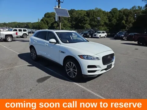 White 2019 Jaguar F-PACE 25t Premium for sale in Gurnee, IL