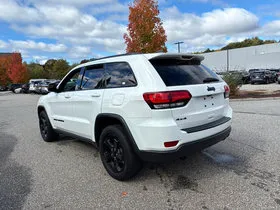 Photos of 2019 Jeep Grand Cherokee Laredo for sale in Gurnee, IL at CarWise Gurnee