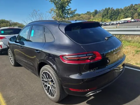 Photos of 2017 Porsche Macan Turbo for sale in Gurnee, IL at CarWise Gurnee