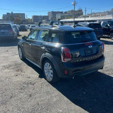 Photos of 2017 MINI Cooper S Countryman for sale in Gurnee, IL at CarWise Gurnee