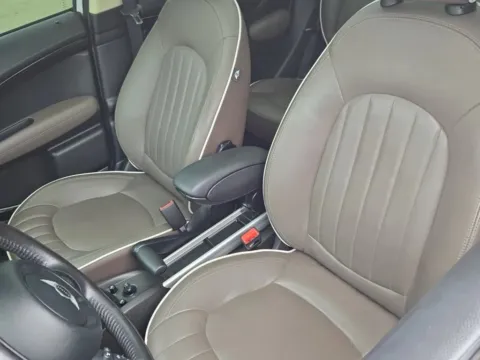 More photos of 2016 MINI Cooper S Countryman at CarWise Gurnee, IL