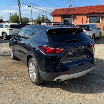 Photos of 2020 Chevrolet Blazer LT for sale in Gurnee, IL at CarWise Gurnee
