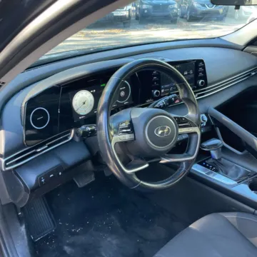 Another view of 2021 Hyundai Elantra SEL for sale in Gurnee, IL at CarWise Gurnee