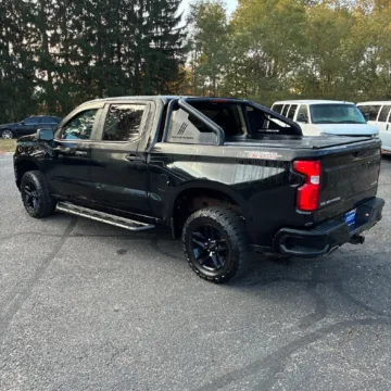 Photos of 2019 Chevrolet Silverado 1500 Custom Trail Boss for sale in Gurnee, IL at CarWise Gurnee