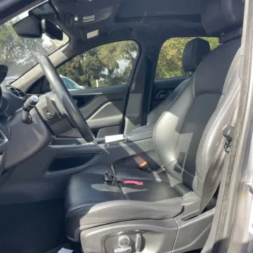 More photos of 2020 Jaguar F-PACE 25t Premium at CarWise Gurnee, IL