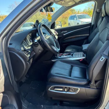 More photos of 2019 Acura MDX 3.5L Technology Package at CarWise Gurnee, IL
