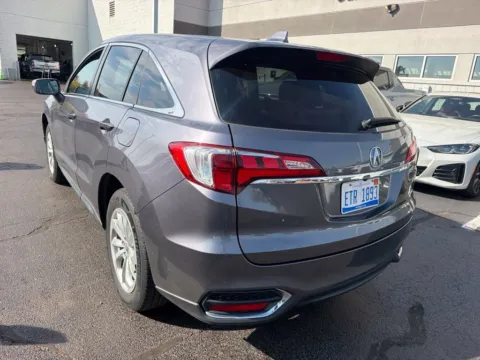 Photos of 2018 Acura RDX Technology Package for sale in Gurnee, IL at CarWise Gurnee