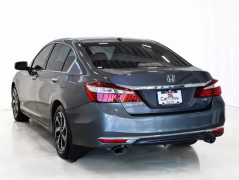 More photos of 2016 Honda Accord EX-L at CarWise Gurnee, IL
