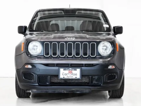 Photos of 2018 Jeep Renegade Sport for sale in Gurnee, IL at CarWise Gurnee