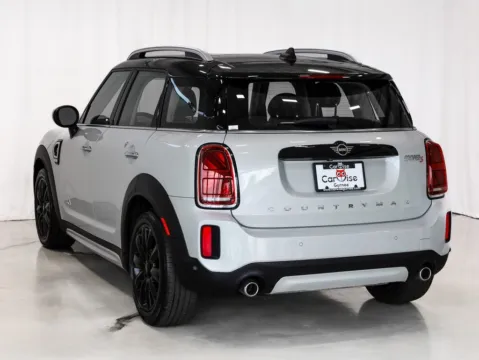 More photos of 2022 MINI Cooper S Countryman Classic at CarWise Gurnee, IL