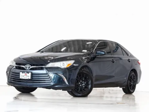 Another view of 2015 Toyota Camry LE for sale in Gurnee, IL at CarWise Gurnee
