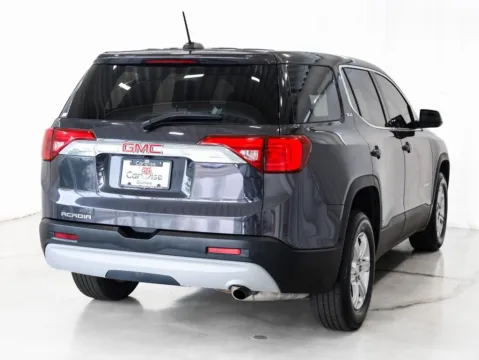 More photos of 2017 GMC Acadia SLE-1 at CarWise Gurnee, IL