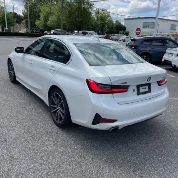 Photos of 2020 BMW 3 Series 330i xDrive for sale in Gurnee, IL at CarWise Gurnee