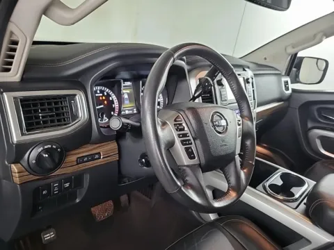 Another view of 2018 Nissan Titan SL for sale in Gurnee, IL at CarWise Gurnee